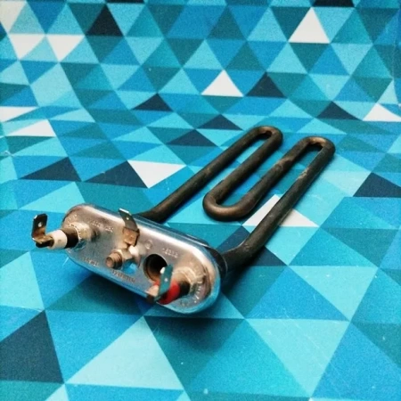 ТЭН изогнутый 1800W L = 200 мм. с отв. (C00255085) HTR005ID Италия