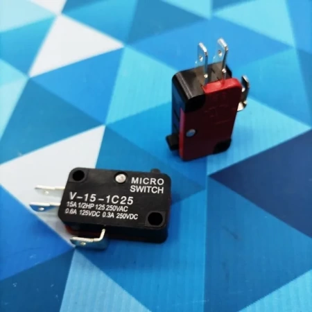 Выключатель дверной (Swich) SPDT1 NO 1 NC (250V, 15A) V-15-1C25