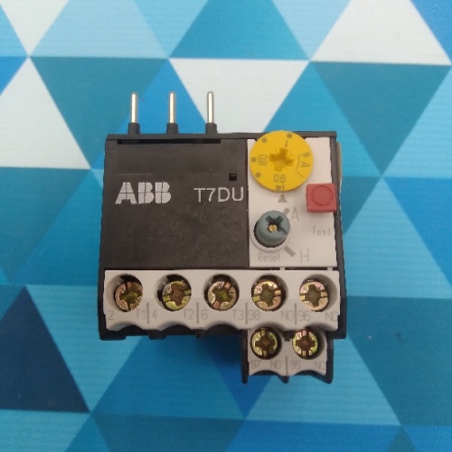 ABB Тепловое реле T7 DU 1.0 (0,6 ...1,0 A)  для контакторов типа B6, B7 (1SAZ111301R0005)
