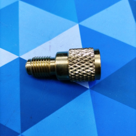 Адаптер прямой V07 (R22 (1/4") папа - R410 (5/16") мама) Китай