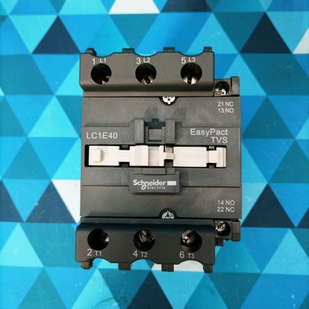 Контактор Schneider Electric 220V 18,5kW 40A LC1E40M5