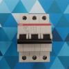 Автоматический выключатель ABB 3-полюсный SH203L C16А 4.5кА (2CDS243001R0164)