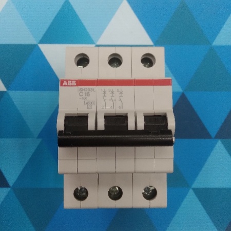 Автоматический выключатель ABB 3-полюсный SH203L C16А 4.5кА (2CDS243001R0164)