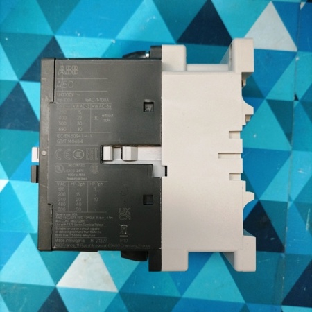 Контактор ABB A50-30 (3P 50А 1000//220В AC 22кВт) 1SBL351001R8000 (магнитный пускатель) Болгария