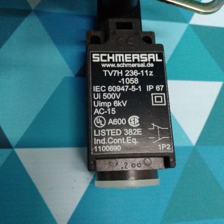 Концевой выключатель AGB304 \ HGDL (10016) SCHMERSAL Германия