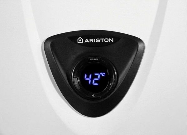 https://mircli.ru/themes/mircli/images/Ariston_FAST_EVO_14_s(2).jpg