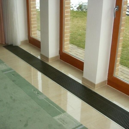 Внутрипольный конвектор длиной свыше 3,1 м КЗТО Бриз В 240x85x3400