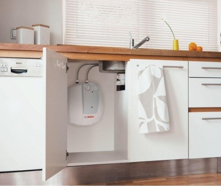 Электрический накопительный водонагреватель Bosch Tronic 2000T (mini) ES 010 5 1500W BO M1R-KNWVT