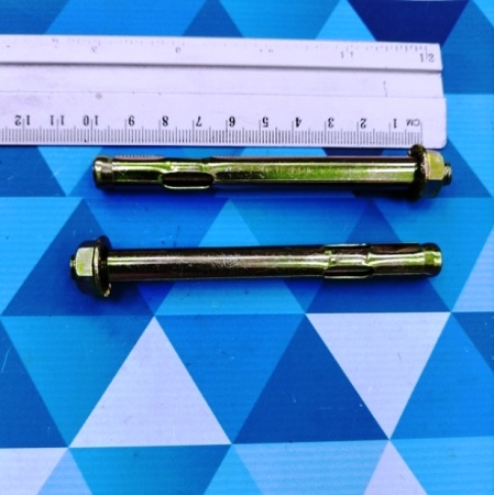 Анкерный болт М10х10х97   (с гайкой)