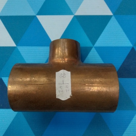 Тройник медный переходной 1-5/8" х 1*1/8" х 1-5/8" (пайка)