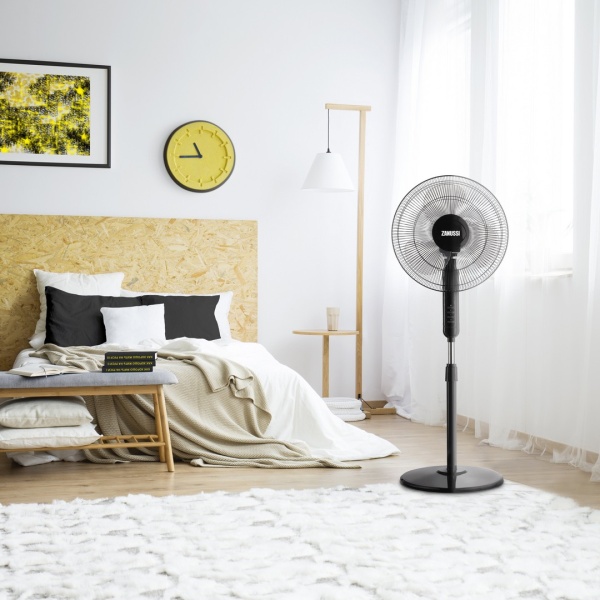 Напольный лопастной вентилятор Zanussi ZFF-705